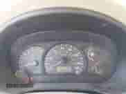 2002 Hyundai Accent GL z VIN KMHCG45C42U375352, wystawiony jako IAAI lot #42699297 z przebiegiem 103 540 mil mil oraz . Historia ofert i sprzedaży dostępna na DreamBid. Obrazek 7.