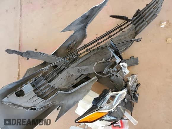 2021 Toyota Camry LE z VIN 4T1C11AK8MU592841, wystawiony jako Copart lot #80347815 z przebiegiem 135 593 mil mil oraz Szkoda całkowita • Salvage title. Historia ofert i sprzedaży dostępna na DreamBid. Obrazek 12.