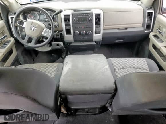 2009 Dodge 1500 SLT с VIN 1D3HB13T89J501242, выставлен на аукционе Copart как лот 62303635 с пробегом 212 277 миль миль и Списание • Salvage title. История ставок и продаж доступна на DreamBid. Изображение 8.
