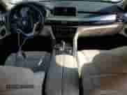 2016 BMW X5 xDrive35i с VIN 5UXKR0C53G0P32945, выставлен на аукционе Copart как лот 70715715 с пробегом 71 763 миль миль и Списание • Salvage title. История ставок и продаж доступна на DreamBid. Изображение 8.