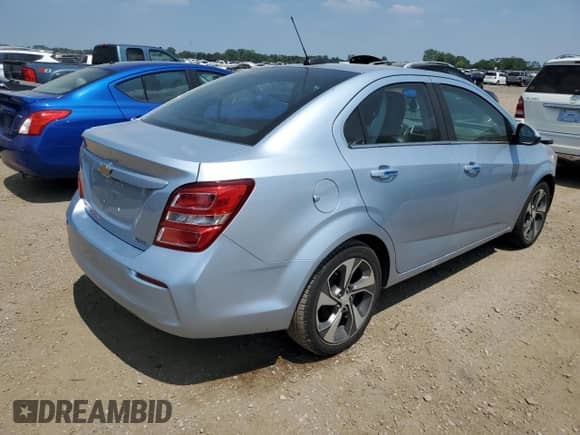 2018 Chevrolet Sonic Premier z VIN 1G1JF5SB2J4136521, wystawiony jako Copart lot #65072675 z przebiegiem 100 495 mil mil oraz Szkoda całkowita • Salvage title. Historia ofert i sprzedaży dostępna na DreamBid. Obrazek 3.