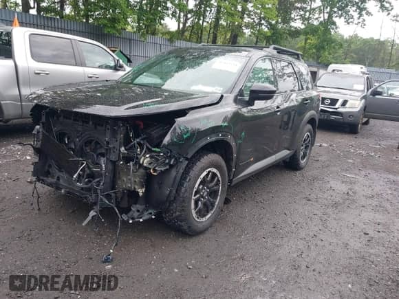 2024 Nissan Pathfinder Rock Creek with VIN 5N1DR3BDXRC295432, listed as a IAAI auction lot 42453531 with 18,917 mi miles and . Bid and sale history available at DreamBid. Image 17.