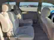 2005 Toyota Sienna XLE z VIN 5TDZA22C05S259406, wystawiony jako Copart lot #82420705 z przebiegiem 163 048 mil mil oraz Szkoda całkowita • Salvage title. Historia ofert i sprzedaży dostępna na DreamBid. Obrazek 11.