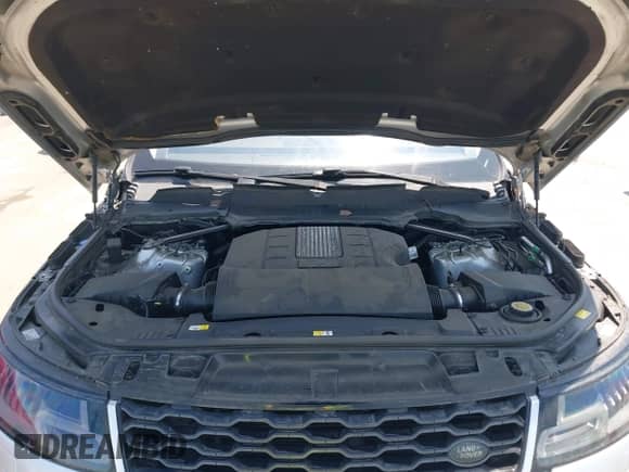 2018 Land Rover Range Rover Sport SE with VIN SALWG2RV6JA414615, listed as a IAAI auction lot 42780823 with 82,087 mi miles and . Bid and sale history available at DreamBid. Image 10.