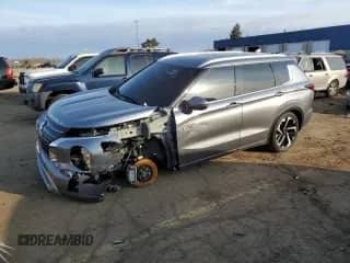 2024 Mitsubishi Outlander SEL with VIN JA4T5WA93RZ042535, listed as a Copart auction lot 48401565 with 5,922 mi miles and Clean title. Bid and sale history available at DreamBid. Image 1.