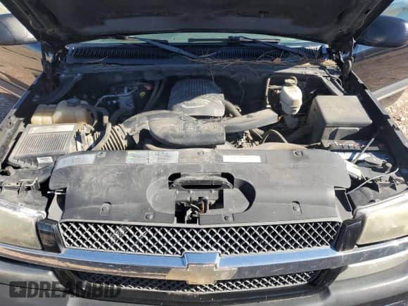 2004 Chevrolet Avalanche Z71 z VIN 3GNEK12T24G336335, wystawiony jako Copart lot #82316555 z przebiegiem 215 542 mil mil oraz Czysty tytuł • Clean title. Historia ofert i sprzedaży dostępna na DreamBid. Obrazek 11.