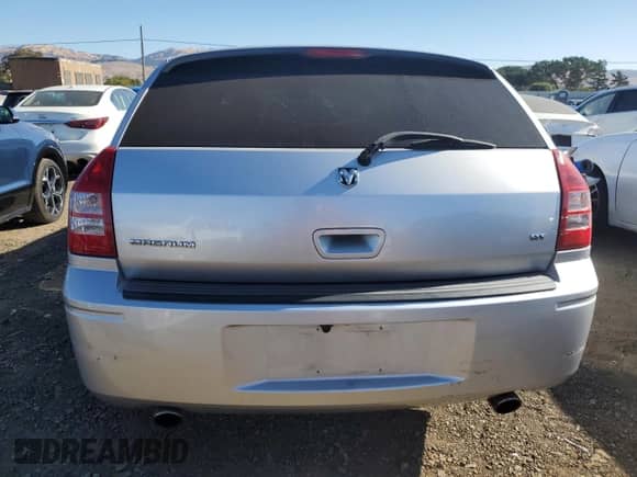 2005 Dodge Magnum RT with VIN 2D8GV582X5H549468, listed as a Copart auction lot 77535504 with 200,963 mi miles and Salvage title. Bid and sale history available at DreamBid. Image 6.