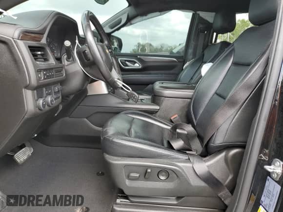 2022 Chevrolet Suburban LS z VIN 1GNSCBKT8NR189087, wystawiony jako Copart lot #60957165 z przebiegiem 112 607 mil mil oraz Szkoda całkowita • Salvage title. Historia ofert i sprzedaży dostępna na DreamBid. Obrazek 7.