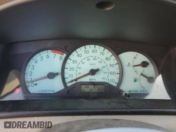 2004 Toyota Corolla CE z VIN 1NXBR32E94Z301126, wystawiony jako Copart lot #87467835 z przebiegiem 181 189 mil mil oraz Szkoda całkowita • Salvage title. Historia ofert i sprzedaży dostępna na DreamBid. Obrazek 9.