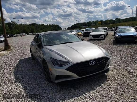 2020 Hyundai Sonata SEL Plus z VIN 5NPEJ4J22LH034684, wystawiony jako Copart lot #70785135 z przebiegiem 72 720 mil mil oraz Szkoda całkowita • Salvage title. Historia ofert i sprzedaży dostępna na DreamBid. Obrazek 13.