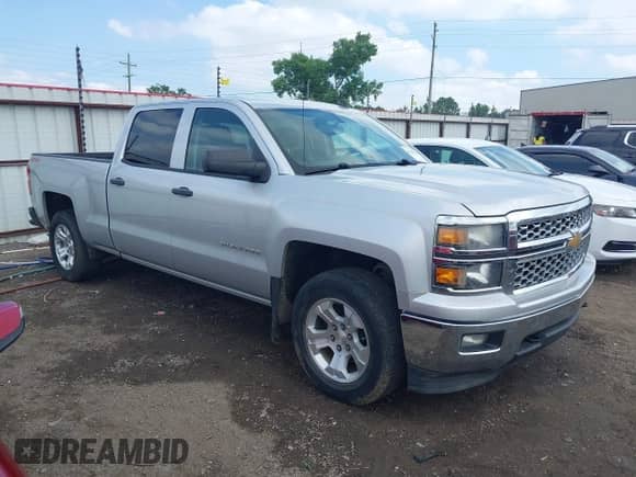 2014 Chevrolet Silverado 1500 LT with VIN 1GCUKREC6EF194475, listed as a IAAI auction lot 42390790 with 165,802 mi miles and . Bid and sale history available at DreamBid. Image 13.