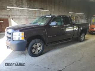 2008 Chevrolet Silverado 1500 1LT с VIN 2GCEK190X81111907, выставлен на аукционе Copart как лот 81448335 с пробегом 111 518 миль миль и Чистый • Clean title. История ставок и продаж доступна на DreamBid. Изображение 1.