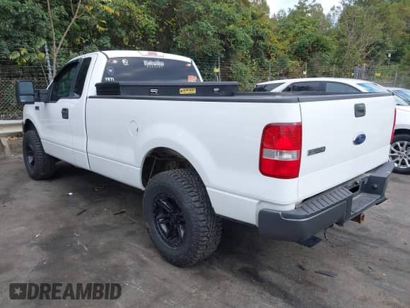 2007 Ford F-150 XL with VIN 1FTRF14V27NA37159, listed as a IAAI auction lot 43399568 with 153,593 mi miles and . Bid and sale history available at DreamBid. Image 3.