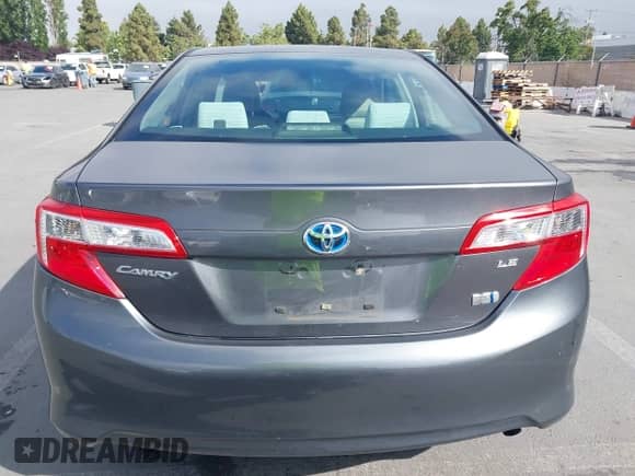 2013 Toyota Camry LE z VIN 4T1BD1FK7DU073372, wystawiony jako IAAI lot #42475919 z przebiegiem 309 549 mil mil oraz . Historia ofert i sprzedaży dostępna na DreamBid. Obrazek 16.