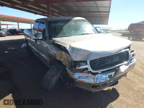 2002 GMC Sierra 1500 SLE z VIN 2GTEK19T721381162, wystawiony jako IAAI lot #43198789 z przebiegiem 301 974 mil mil oraz . Historia ofert i sprzedaży dostępna na DreamBid. Obrazek 1.