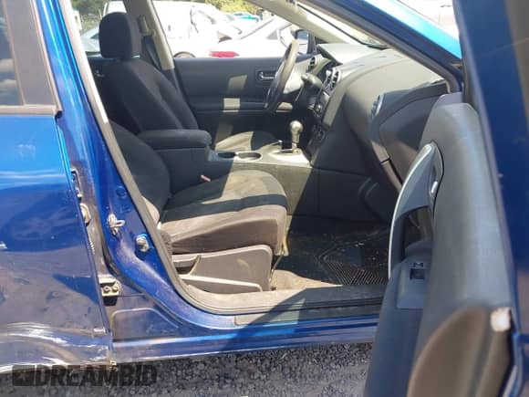 2010 Nissan Rogue SL with VIN JN8AS5MV8AW120360, listed as a IAAI auction lot 43167855 with 145,709 mi miles and . Bid and sale history available at DreamBid. Image 5.