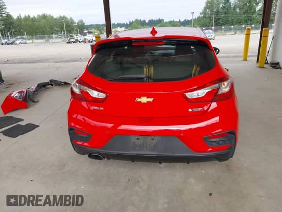2018 Chevrolet Cruze Premier с VIN 3G1BF6SM0JS535049, выставлен на аукционе IAAI как лот 42644252 с пробегом 140 353 миль миль и . История ставок и продаж доступна на DreamBid. Изображение 17.