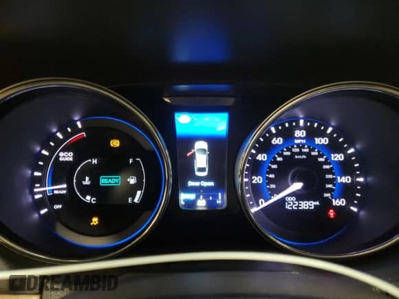 2015 Hyundai Sonata z VIN KMHEC4A4XFA137936, wystawiony jako Copart lot #85749535 z przebiegiem 122 389 mil mil oraz Czysty tytuł • Clean title. Historia ofert i sprzedaży dostępna na DreamBid. Obrazek 9.