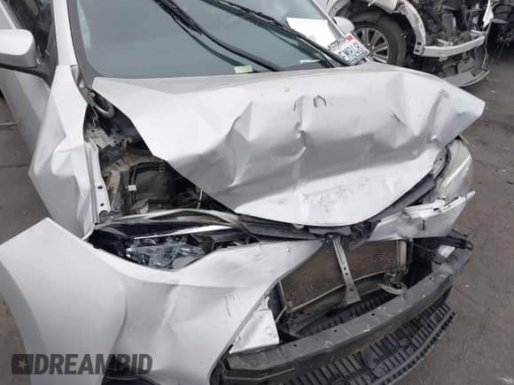 2019 Toyota Corolla L с VIN 2T1BURHE7KC139651, выставлен на аукционе IAAI как лот 43306382 с пробегом 167 351 миль миль и . История ставок и продаж доступна на DreamBid. Изображение 18.