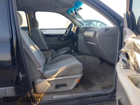2005 Chevrolet TrailBlazer LT с VIN 1GNES16S556123514, выставлен на аукционе IAAI как лот 43417161 с пробегом 289 264 миль миль и . История ставок и продаж доступна на DreamBid. Изображение 5.