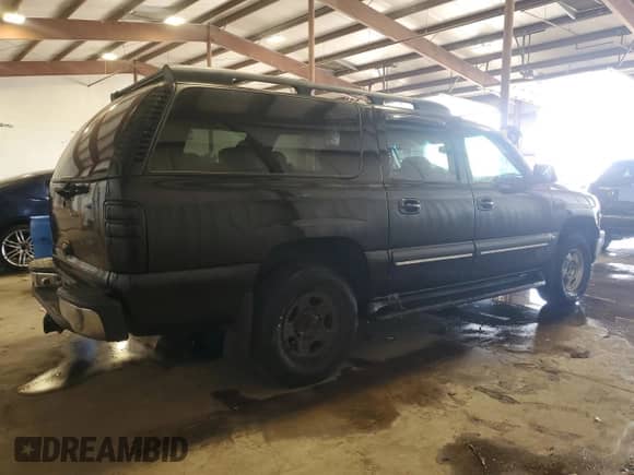 2002 Chevrolet Suburban LT с VIN 1GNFK16Z62J109860, выставлен на аукционе Copart как лот 66019025 с пробегом 216 081 миль миль и Списание • Salvage title. История ставок и продаж доступна на DreamBid. Изображение 3.