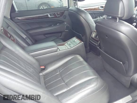 2011 Hyundai Equus Ultimate с VIN KMHGH4JF8BU034860, выставлен на аукционе IAAI как лот 43188431 с пробегом 143 779 миль миль и . История ставок и продаж доступна на DreamBid. Изображение 8.