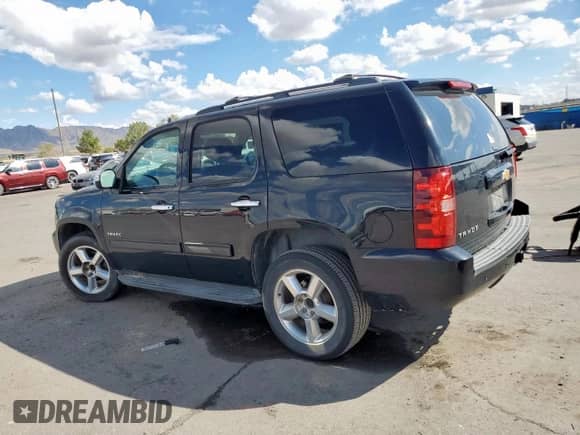 2013 Chevrolet Tahoe LS с VIN 1GNSCAE02DR223695, выставлен на аукционе Copart как лот 84003475 с пробегом 183 484 миль миль и Списание • Salvage title. История ставок и продаж доступна на DreamBid. Изображение 2.