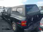 2003 GMC Sierra 1500 SLT z VIN 1GTEK19TX3Z135909, wystawiony jako IAAI lot #41821797 z przebiegiem 48 328 mil mil oraz . Historia ofert i sprzedaży dostępna na DreamBid. Obrazek 3.