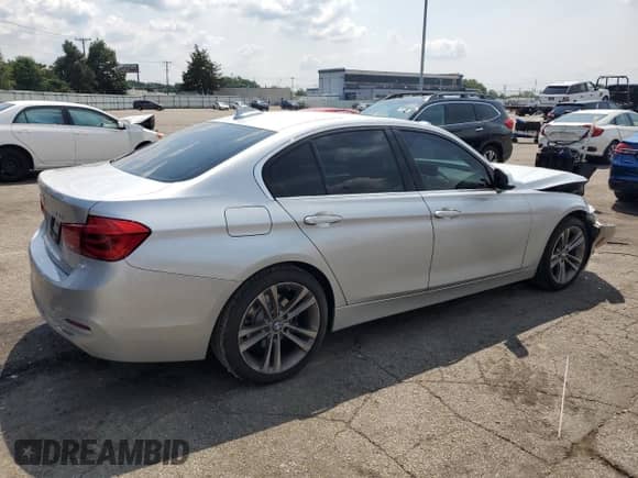 2017 BMW 3 Series 330i xDrive with VIN WBA8D9C38HA004785, listed as a Copart auction lot 66630725 with 50,040 mi miles and Salvage title. Bid and sale history available at DreamBid. Image 3.