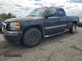 2005 GMC Sierra 1500 SLT z VIN 2GTEK19B451254171, wystawiony jako Copart lot #58470485 z przebiegiem 121 080 mil mil oraz Szkoda całkowita • Salvage title. Historia ofert i sprzedaży dostępna na DreamBid. Obrazek 1.