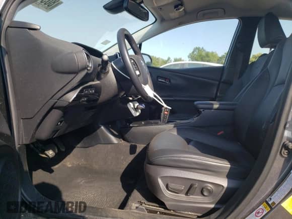 2018 Toyota Prius Plus with VIN JTDKARFP1J3100462, listed as a Copart auction lot 80514995 with 70,669 mi miles and Salvage title. Bid and sale history available at DreamBid. Image 7.