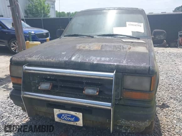 1991 Ford Explorer Eddie Bauer with VIN 1FMCU24X3MUA54214, listed as a IAAI auction lot 42010794 with 55,239 mi miles and . Bid and sale history available at DreamBid. Image 10.
