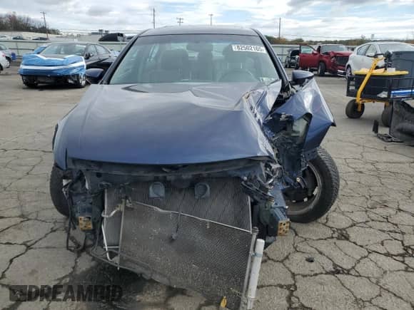 2011 Honda Accord EX-L z VIN 1HGCP2F89BA101229, wystawiony jako Copart lot #82502165 z przebiegiem Nie podano mil oraz Szkoda całkowita • Salvage title. Historia ofert i sprzedaży dostępna na DreamBid. Obrazek 5.