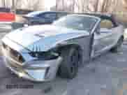 2020 Ford Mustang GT Premium с VIN 1FATP8FF1L5115237, выставлен на аукционе IAAI как лот 41613761 с пробегом 85 986 миль миль и . История ставок и продаж доступна на DreamBid. Изображение 2.