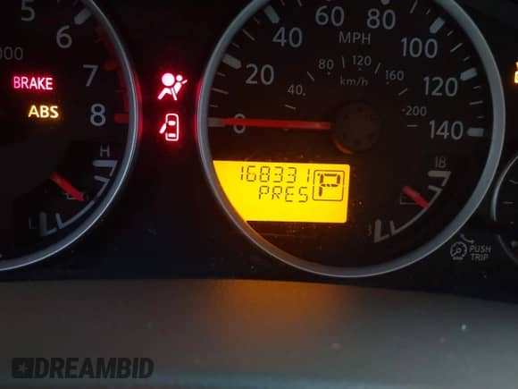 2011 Nissan Frontier Pro-4X z VIN 1N6AD0EV5BC440663, wystawiony jako IAAI lot #41923918 z przebiegiem 168 331 mil mil oraz . Historia ofert i sprzedaży dostępna na DreamBid. Obrazek 15.