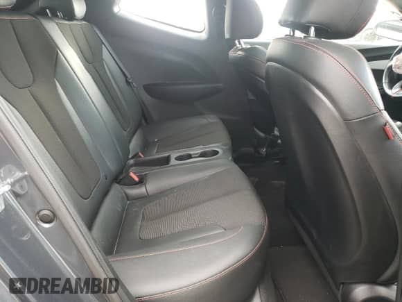 2020 Hyundai Veloster 2.0 z VIN KMHTG6AF3LU028964, wystawiony jako Copart lot #42565633 z przebiegiem 40 855 mil mil oraz . Historia ofert i sprzedaży dostępna na DreamBid. Obrazek 10.