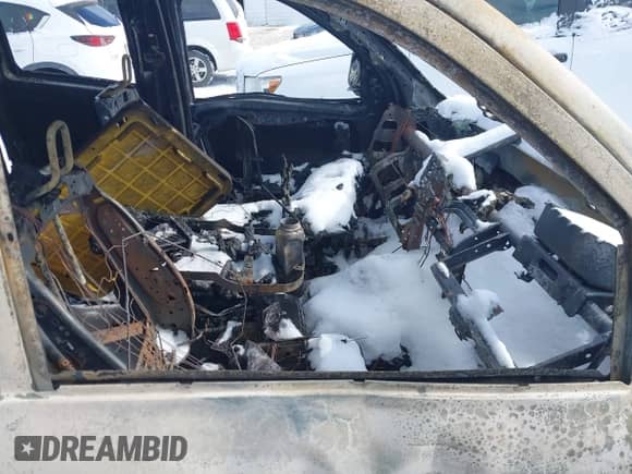 2019 Ram 1500 Warlock z VIN 1C6RR7GGXKS686345, wystawiony jako IAAI lot #41605563 z przebiegiem 54 510 mil mil oraz . Historia ofert i sprzedaży dostępna na DreamBid. Obrazek 5.