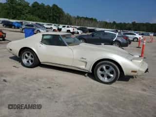 1976 Chevrolet Corvette с VIN 1Z37L6S436136, выставлен на аукционе Copart как лот 69385425 с пробегом 27 418 миль миль и Чистый • Clean title. История ставок и продаж доступна на DreamBid. Изображение 4.