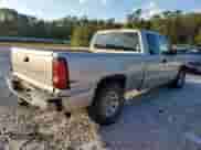 2006 Chevrolet Silverado 1500 LS z VIN 1GCEC19X36Z117305, wystawiony jako Copart lot #80201124 z przebiegiem 227 467 mil mil oraz Czysty tytuł • Clean title. Historia ofert i sprzedaży dostępna na DreamBid. Obrazek 3.
