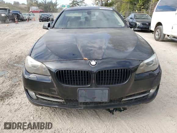 2011 BMW 5 Series 550i с VIN WBAFR9C5XBC270895, выставлен на аукционе Copart как лот 85725185 с пробегом 158 107 миль миль и Чистый • Clean title. История ставок и продаж доступна на DreamBid. Изображение 5.