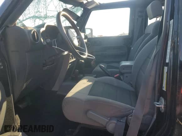 2008 Jeep Wrangler Unlimited X with VIN 1J4GA39198L531419, listed as a Copart auction lot 80160815 with 121,043 mi miles and Clean title. Bid and sale history available at DreamBid. Image 7.