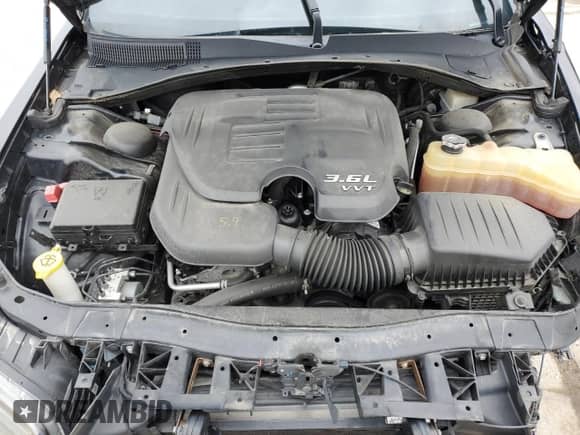 2020 Chrysler 300 S с VIN 2C3CCAGG0LH128546, выставлен на аукционе Copart как лот 52706115 с пробегом 75 422 миль миль и Списание • Salvage title. История ставок и продаж доступна на DreamBid. Изображение 12.