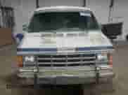 1987 Dodge RAM with VIN 2B6HB23TXHK282063, listed as a Copart auction lot 47196445 with Not provided miles and Salvage title. Bid and sale history available at DreamBid. Image 5.