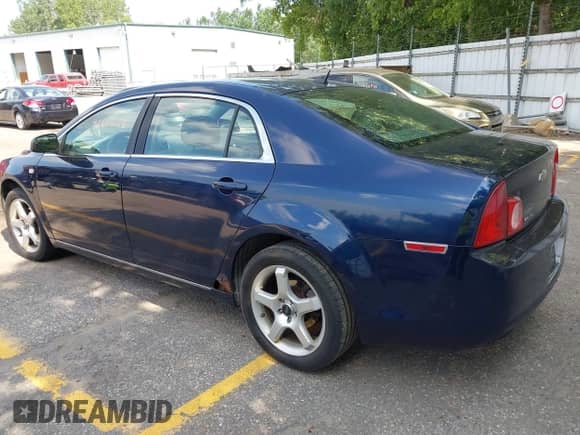 2008 Chevrolet Malibu 1LT с VIN 1G1ZH57B184302141, выставлен на аукционе IAAI как лот 42619253 с пробегом 182 662 миль миль и . История ставок и продаж доступна на DreamBid. Изображение 3.