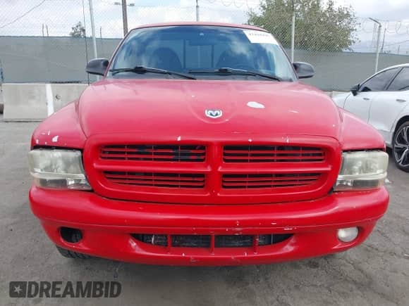 1999 Dodge Dakota SLT with VIN 1B7GL26Z5XS217114, listed as a IAAI auction lot 43418147 with 145,280 mi miles and . Bid and sale history available at DreamBid. Image 12.