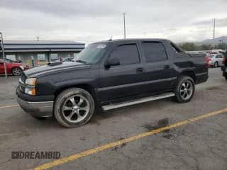 2005 Chevrolet Avalanche Z66 с VIN 3GNEC12Z95G136751, выставлен на аукционе Copart как лот 70385765 с пробегом 185 656 миль миль и Списание • Salvage title. История ставок и продаж доступна на DreamBid. Изображение 1.