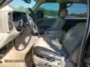 2004 Chevrolet Tahoe LT с VIN 1GNEC13Z34J313855, выставлен на аукционе Copart как лот 70642795 с пробегом 314 554 миль миль и Списание • Salvage title. История ставок и продаж доступна на DreamBid. Изображение 7.
