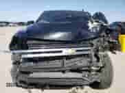 2023 Chevrolet Tahoe LT z VIN 1GNSCNKD2PR527435, wystawiony jako Copart lot #49720215 z przebiegiem Nie podano mil oraz Szkoda całkowita • Salvage title. Historia ofert i sprzedaży dostępna na DreamBid. Obrazek 5.