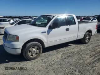 2004 Ford F-150 STX z VIN 1FTRX12W54NB89392, wystawiony jako Copart lot #86187405 z przebiegiem 179 804 mil mil oraz Czysty tytuł • Clean title. Historia ofert i sprzedaży dostępna na DreamBid. Obrazek 1.