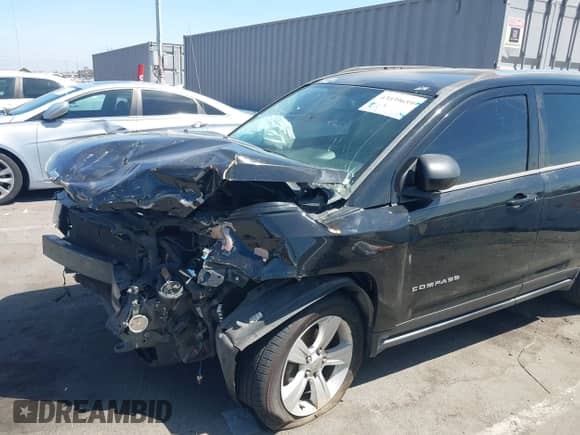 2014 Jeep Compass Sport с VIN 1C4NJCBB6ED531657, выставлен на аукционе IAAI как лот 43039659 с пробегом 177 242 миль миль и . История ставок и продаж доступна на DreamBid. Изображение 6.